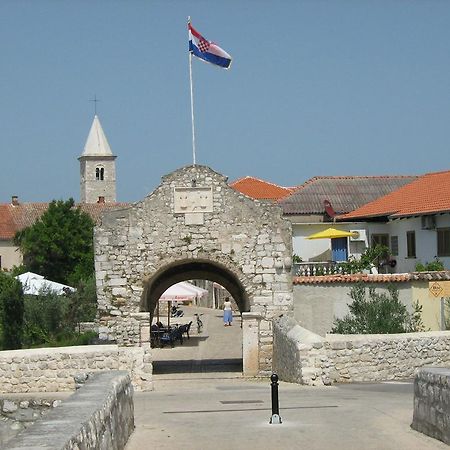Bartulovi Dvori Daire Poljica  Dış mekan fotoğraf